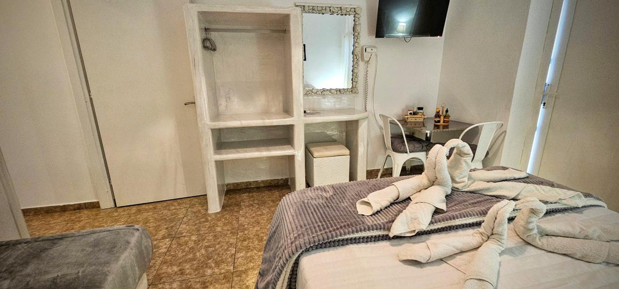 Pleasure Seaside Rooms Períssa Eksteriør bilde